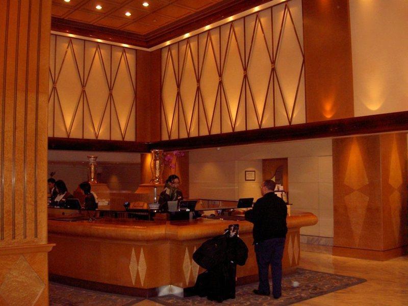 Renaissance Kowloon Hotel ฮ่องกง ภายนอก รูปภาพ